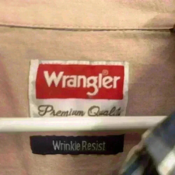 Wrangler, long sleeve, button-down three XL men's plaid western shirt - Picture 4 of 5